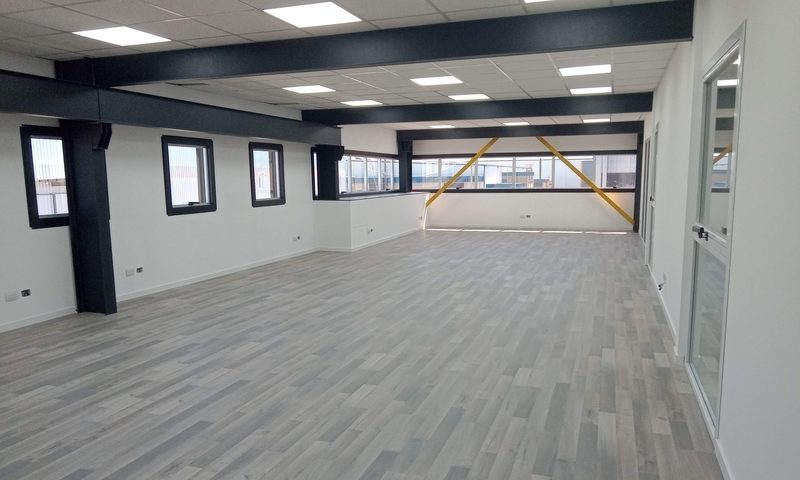 Obra civil complementaria — oficinas, vestuarios e instalaciones