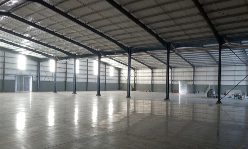 Pisos de hormigón industrial llaneado a máquina — Amione Construcciones